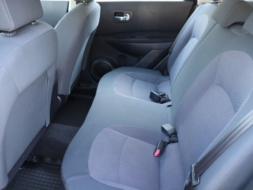Nissan Qashqai, 2010