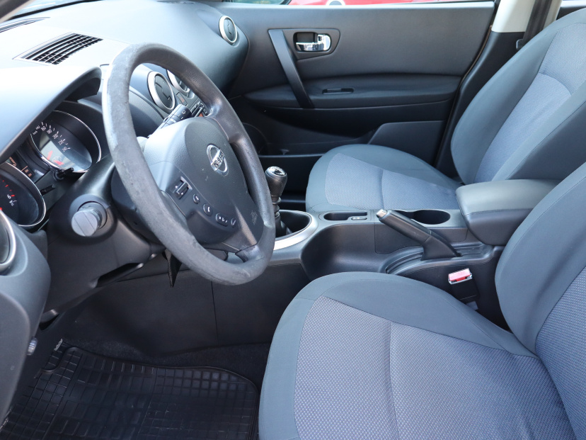 Nissan Qashqai, 2010