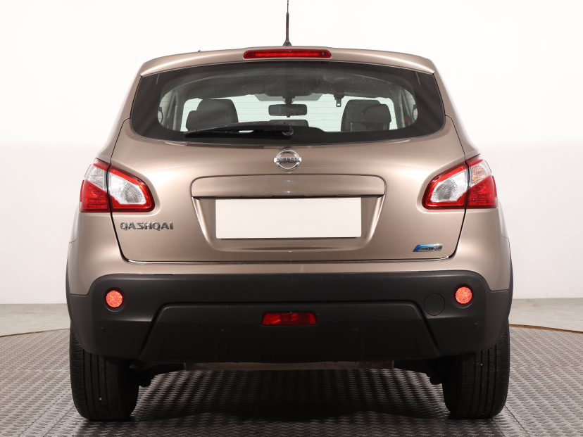 Nissan Qashqai, 2010