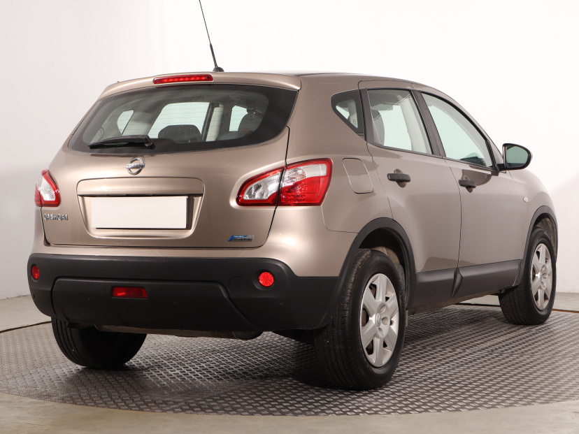 Nissan Qashqai, 2010