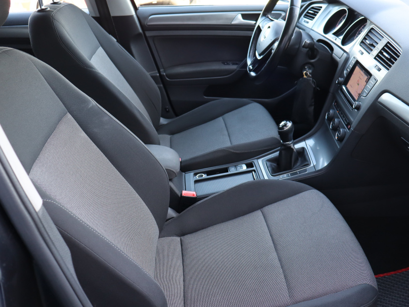 Volkswagen Golf, 2014
