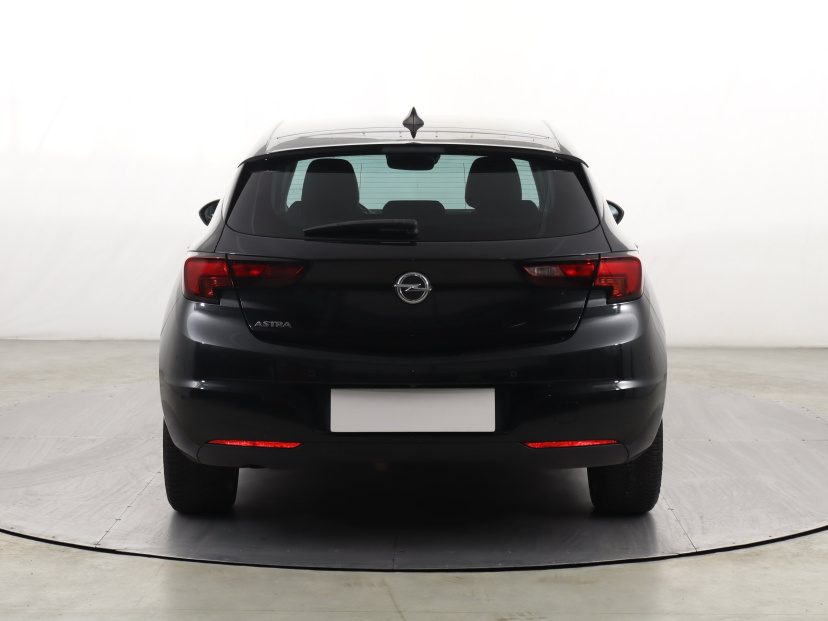 Opel Astra, 2016