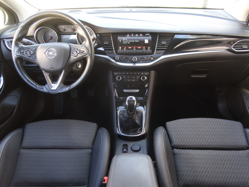 Opel Astra, 2016