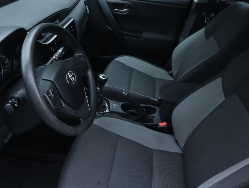 Toyota Auris, 2017