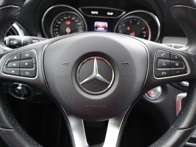 Mercedes-Benz GLA, 2017
