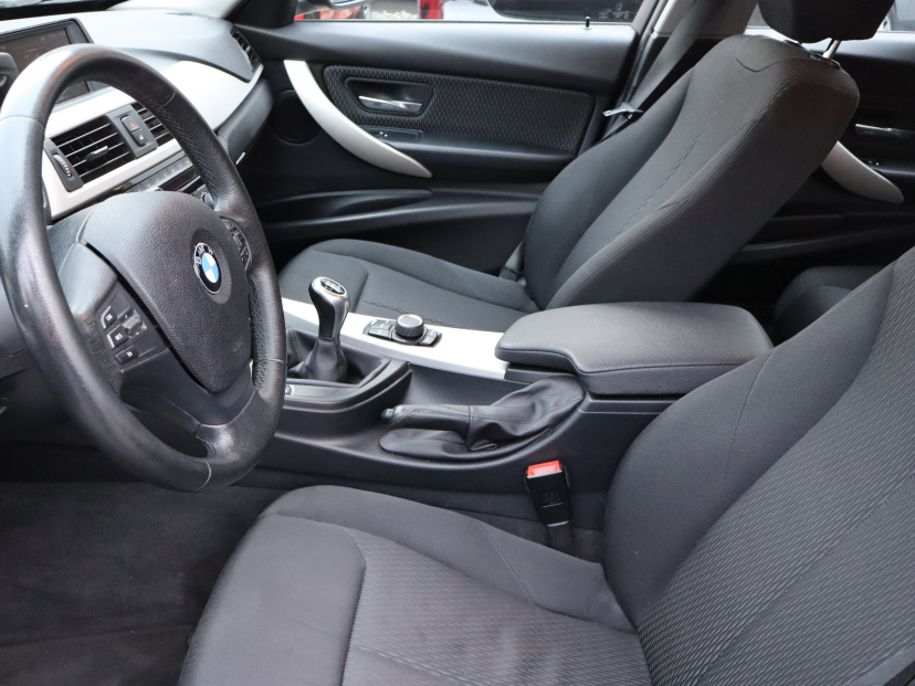 BMW 3, 2017