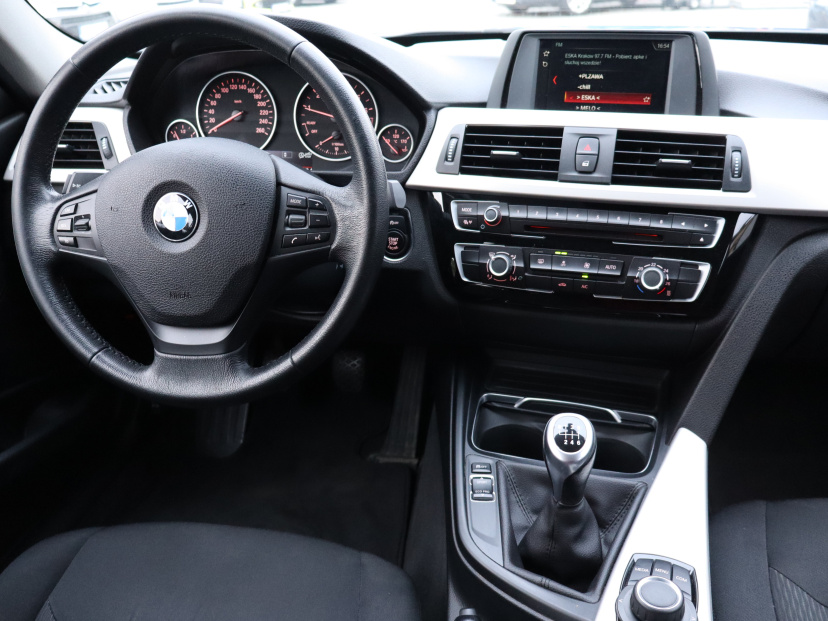 BMW 3, 2017