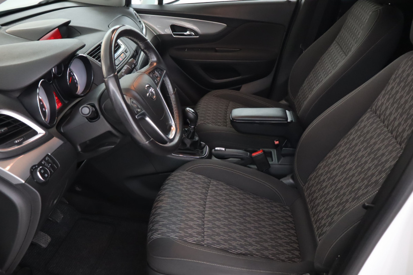 Opel Mokka, 2013