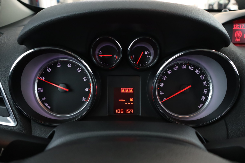 Opel Mokka, 2013
