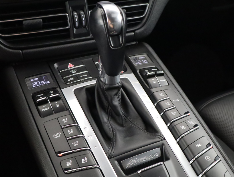 Porsche Macan, 2019
