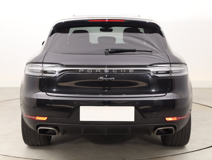 Porsche Macan, 2019