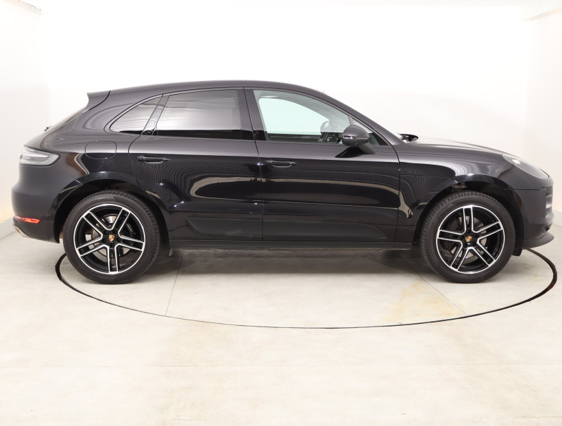 Porsche Macan, 2019