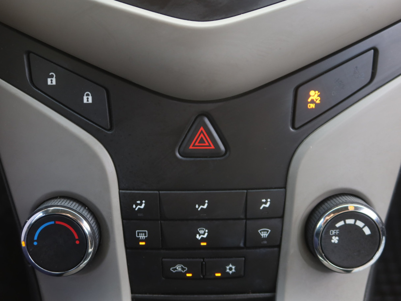 Chevrolet Cruze, 2011