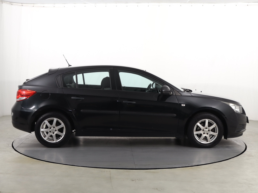 Chevrolet Cruze, 2011