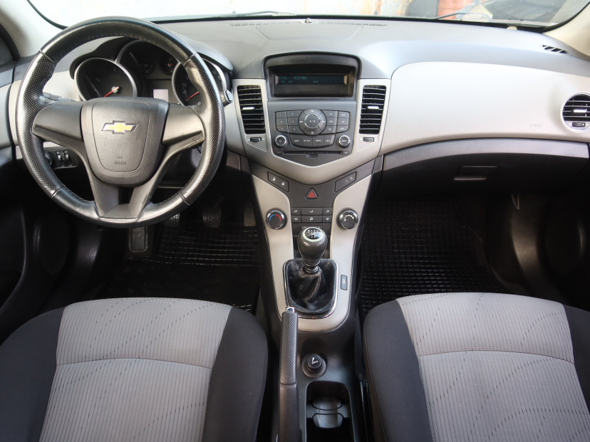 Chevrolet Cruze, 2011
