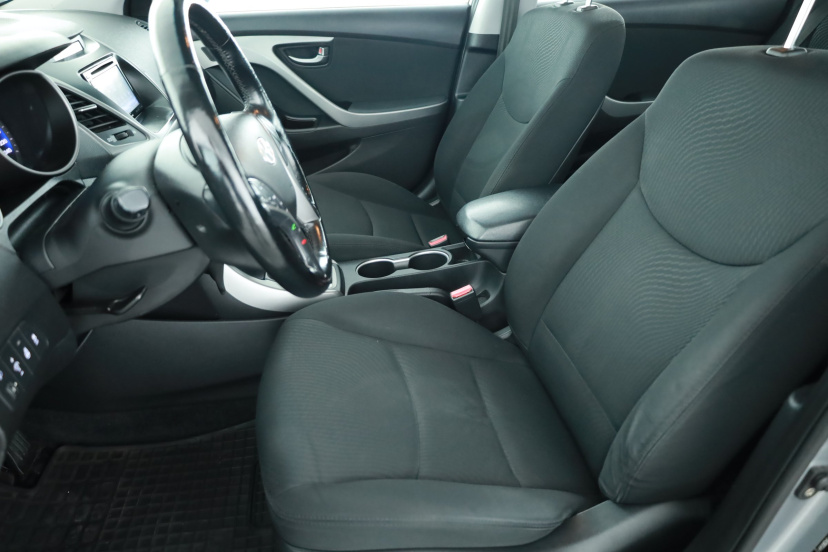 Hyundai Elantra, 2014