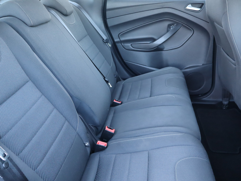 Ford Kuga, 2013