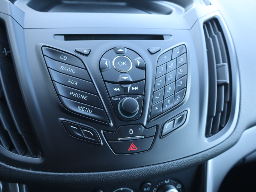 Ford Kuga, 2013