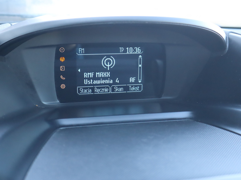 Ford Kuga, 2013