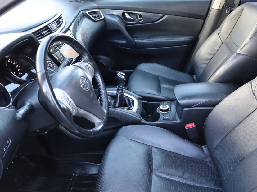 Nissan X-Trail, 2015