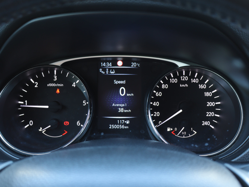 Nissan X-Trail, 2015