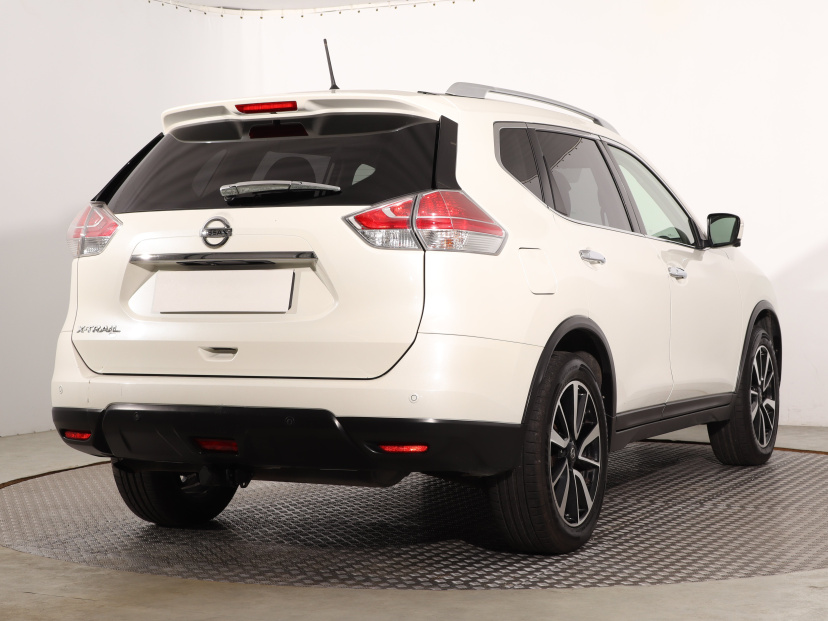 Nissan X-Trail, 2015