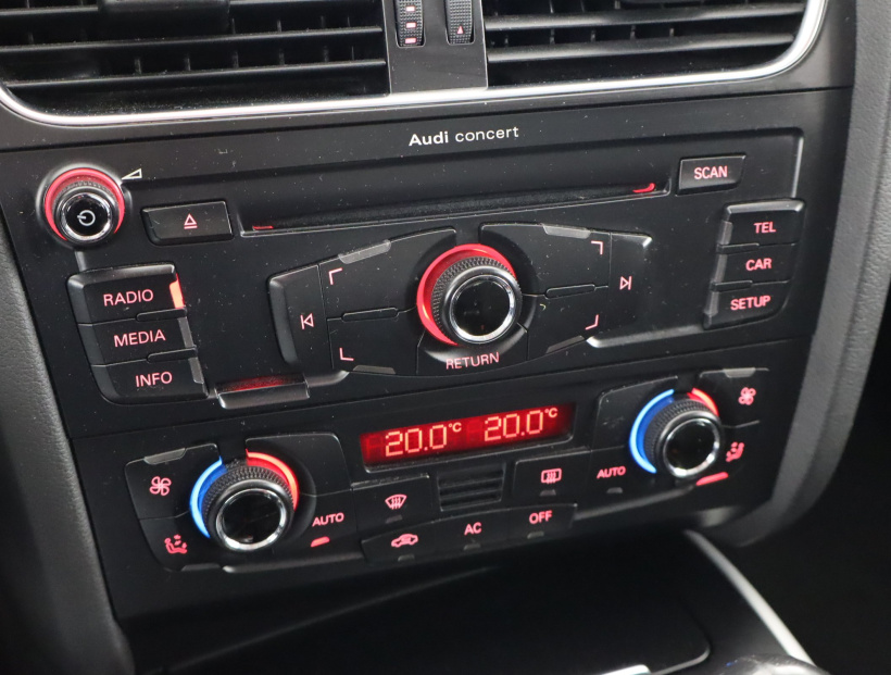 Audi A4, 2011