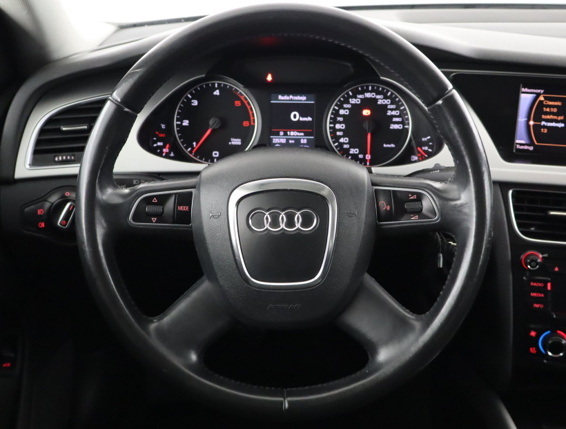 Audi A4, 2011