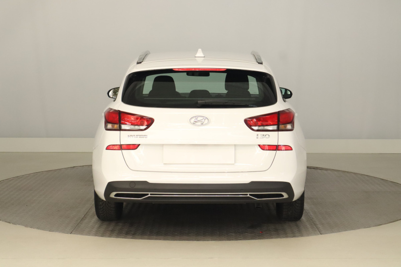 Hyundai i30, 2023