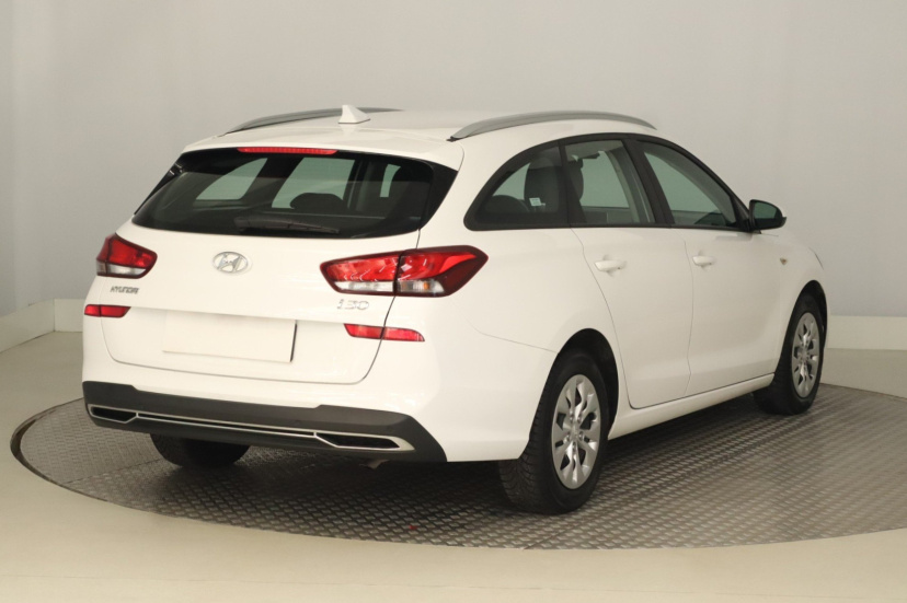 Hyundai i30, 2023