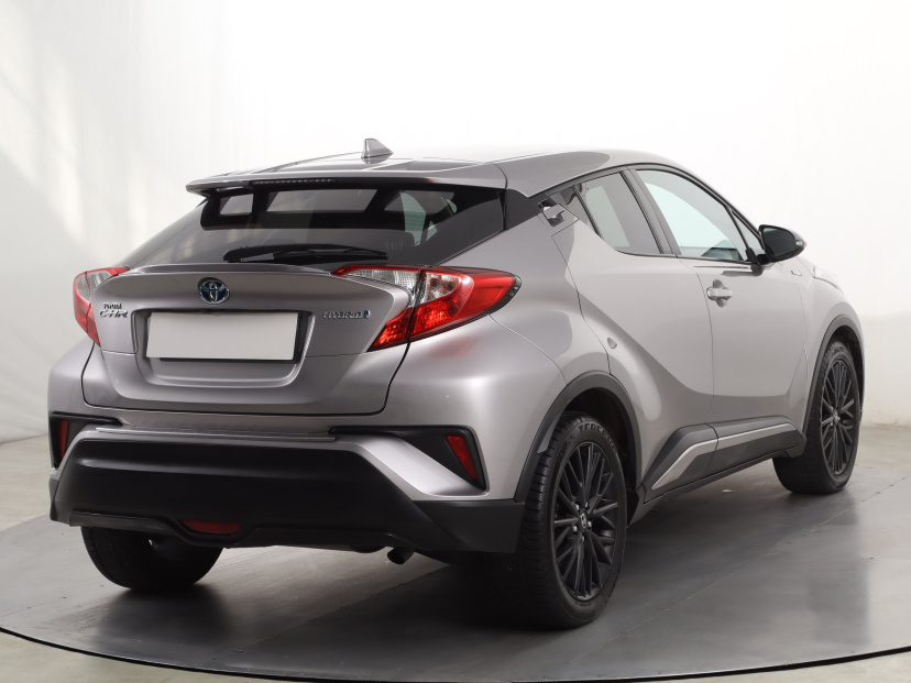 Toyota C-HR, 2018