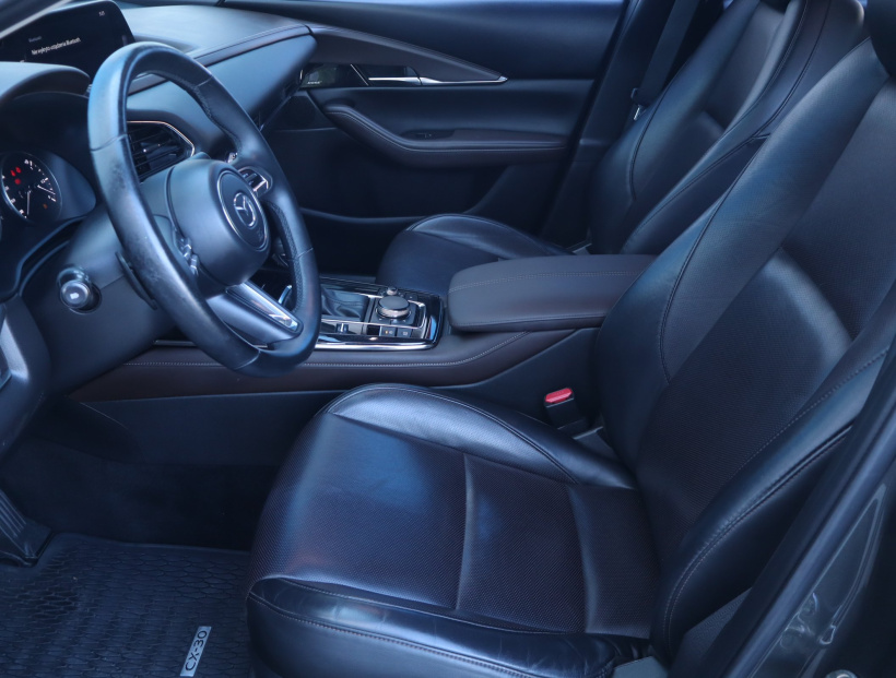 Mazda CX-30, 2019
