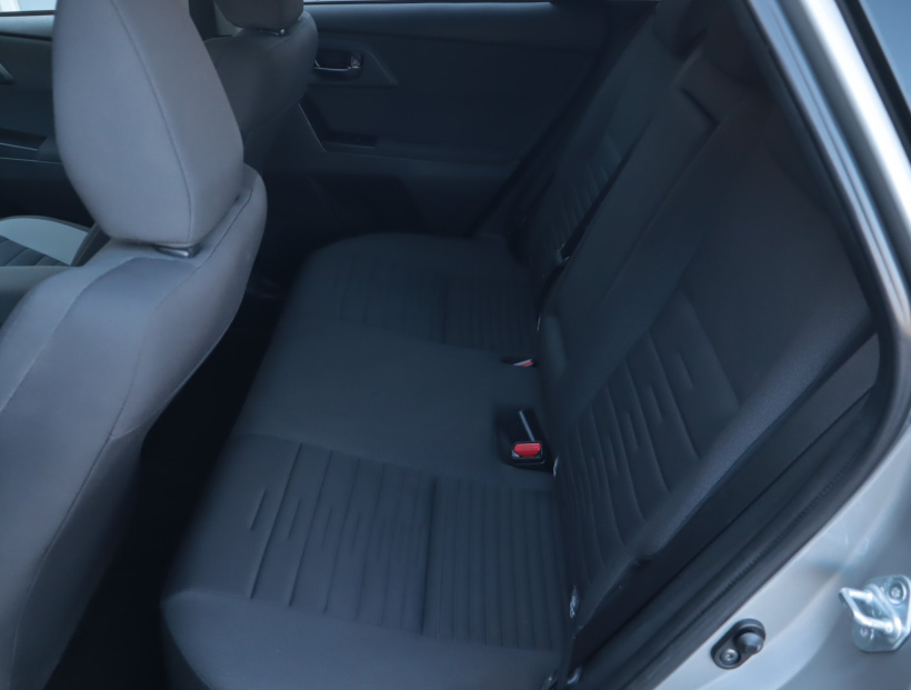 Toyota Auris, 2015