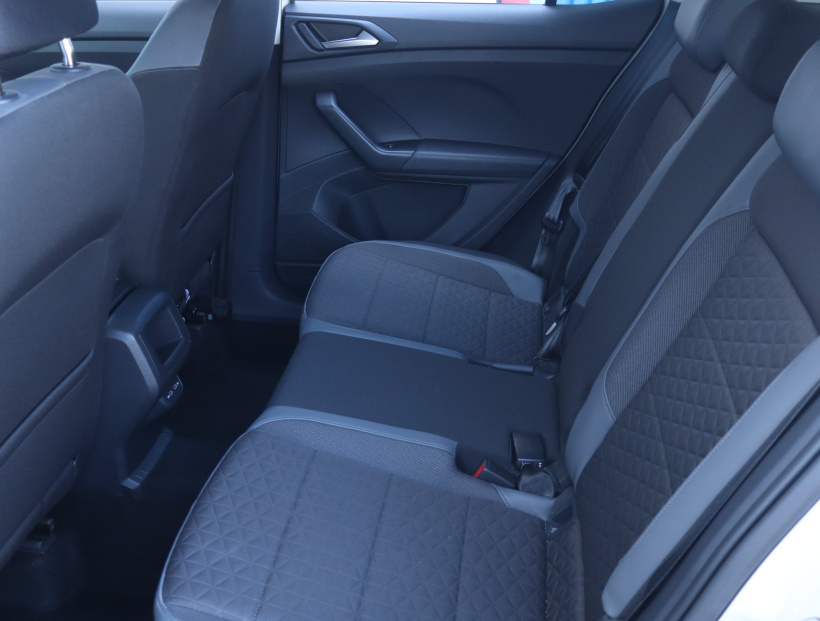 Volkswagen T-Cross, 2023