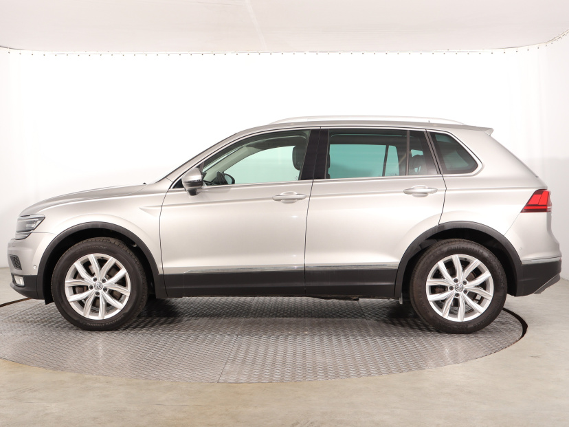 Volkswagen Tiguan, 2016