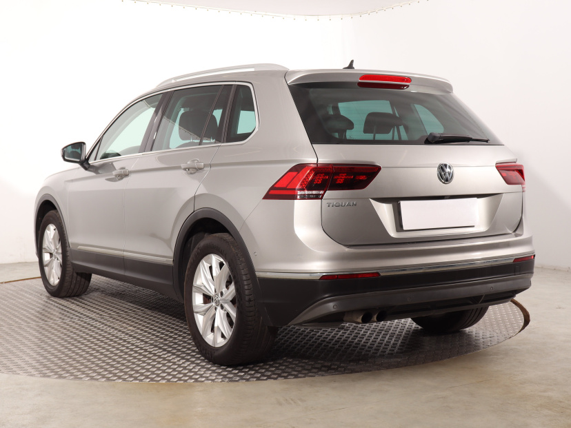 Volkswagen Tiguan, 2016