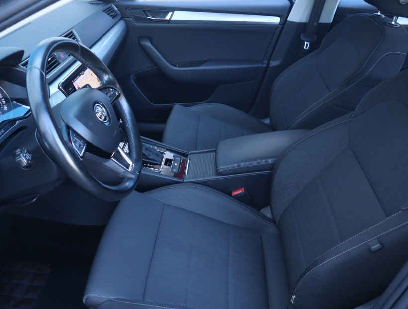 Škoda Superb, 2017