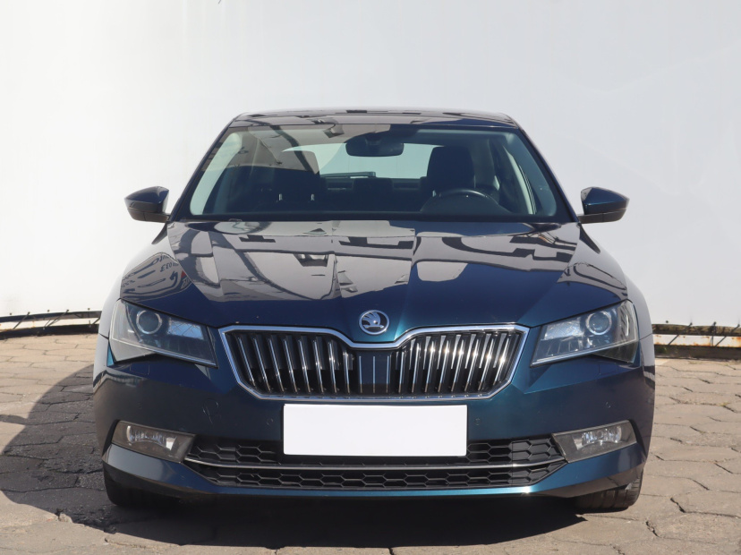 Škoda Superb, 2017