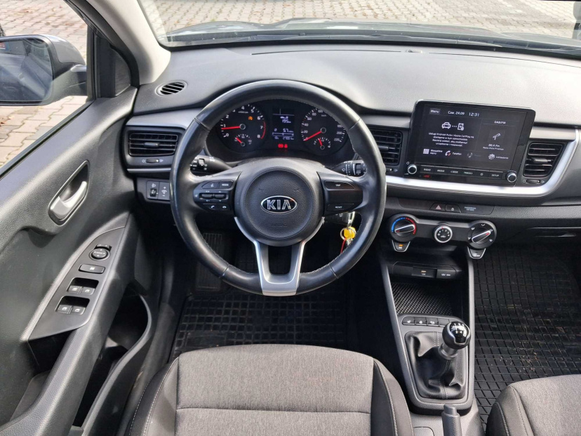 Kia Stonic, 2021