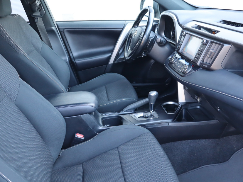 Toyota RAV 4, 2018