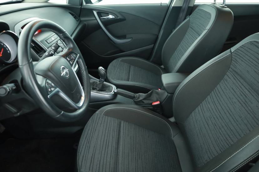 Opel Astra, 2017