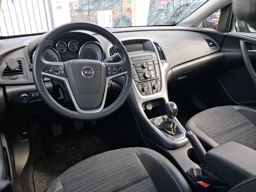 Opel Astra, 2017