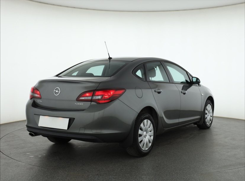 Opel Astra, 2017