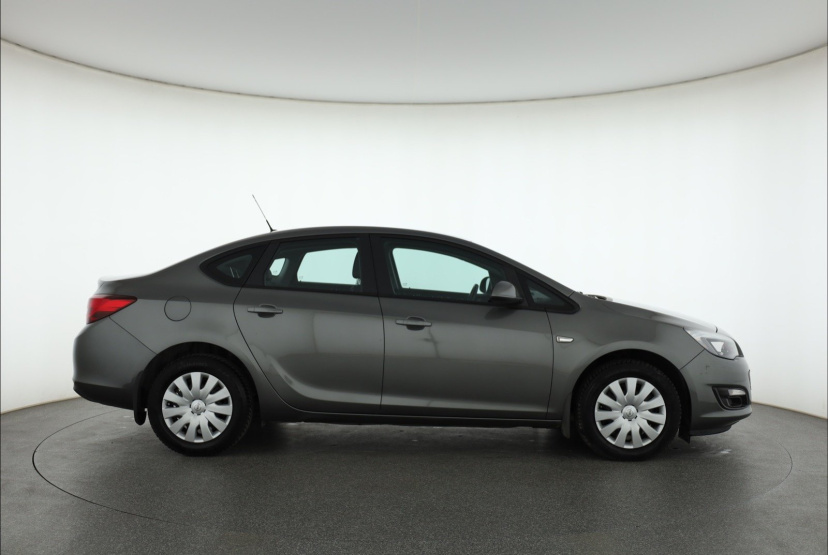Opel Astra, 2017