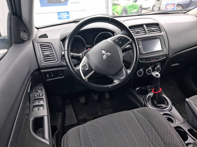 Mitsubishi ASX, 2015