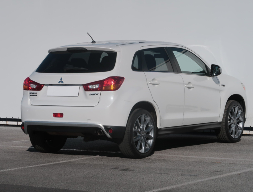 Mitsubishi ASX, 2015