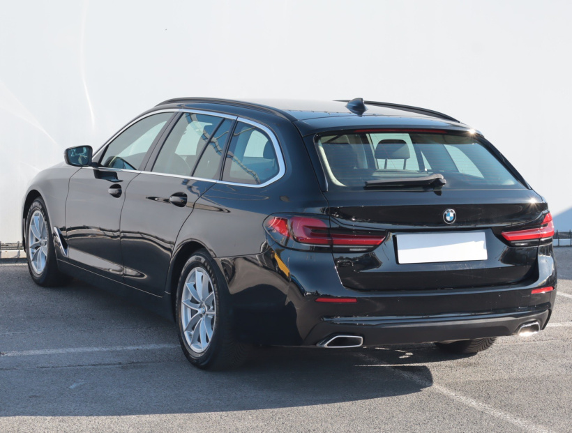 BMW 5, 2021