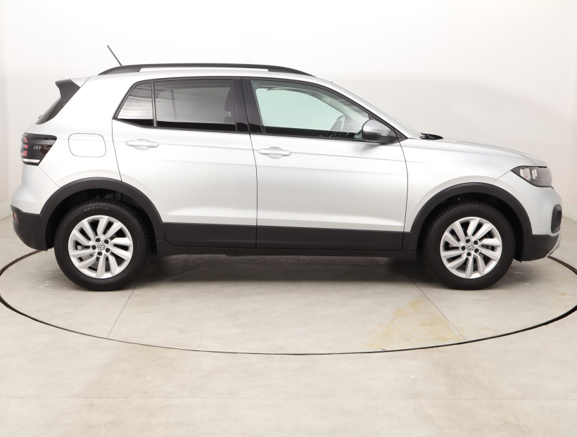 Volkswagen T-Cross, 2020