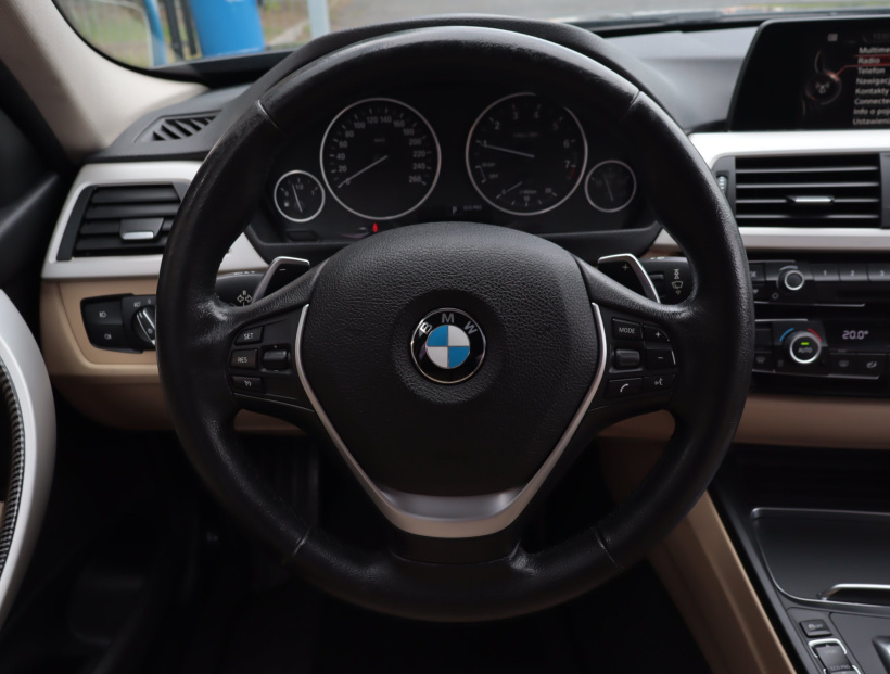 BMW 3, 2016