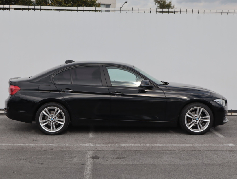 BMW 3, 2016